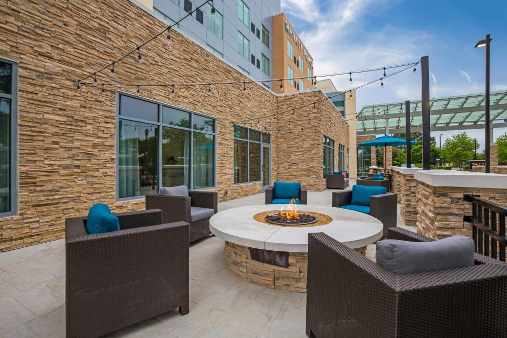 Hyatt Place Hampton Convention Center